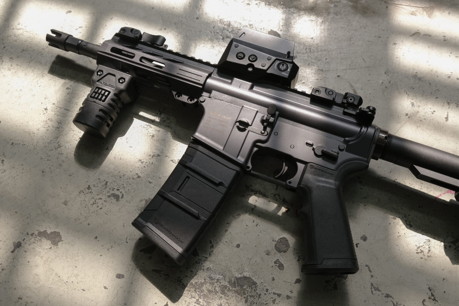 AR-15 semi automatic rifle